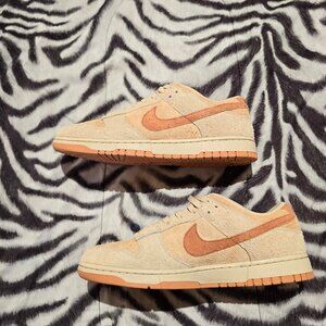 New Nike Dunk Low sneakers shimmer/burnt rose faux suede size 12mens 13.5womens